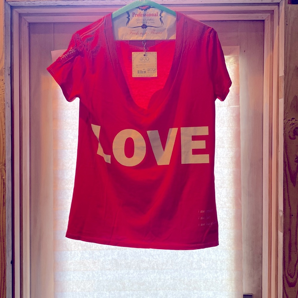 V Neck T by peace Love World size L